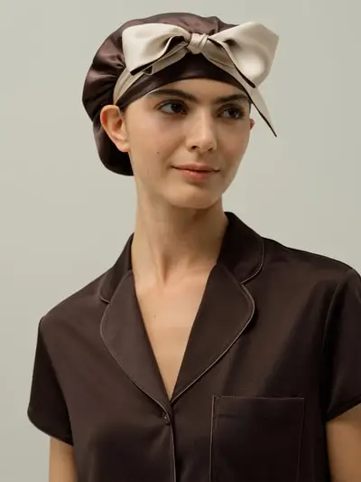 Femmina Cuffia In Seta Per La Notte Pura Seta Pacchetto Regalo Marrone Cioccolato - Grigio Ciottolato - Oro