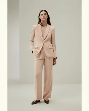 Giacca In Seta Lucida Design A Un Solo Bottoneseta Pesante Seta Pesante Per Lavoro E Occasioni Eleganti Mahonie Roos