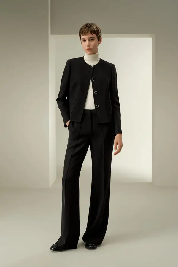 Giacca Seta Elegante Taglio Quadrato Nero Donna, Spalle Imbottite, 100% Seta