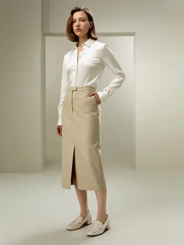 Gonna a Tubino in Lana e Seta Modern Beauty Mandorla - Elegante e Versatile