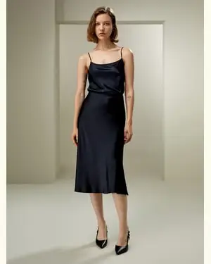 Gonna Di Seta In Sbiecopura Seta Pura Seta Elegante E Confortevole Adatto A Molteplici Occasioni Blu Notte