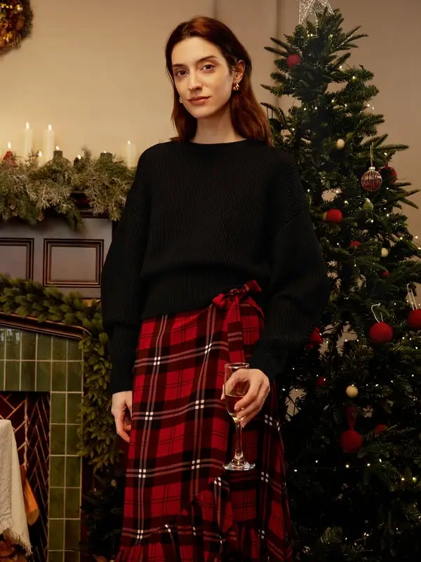 Gonne Di Seta Quadrato Nero E Rosso Taglio Classico, Plaid Tartan 100% Seta Naturale Rispettoso Della Pelle E Traspirante