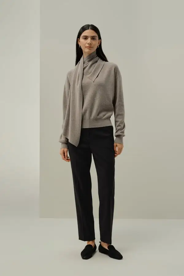 Maglia Lana-Cashmere Tost Calore e Stile con Dolcevita, Costine e Trecce Toast