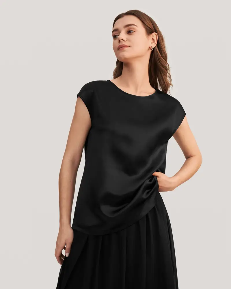 Maglietta Seta Facile Da Pulireseta Di Alta Qualità Seta Di Alta Qualità Disponibile In Nero Petite