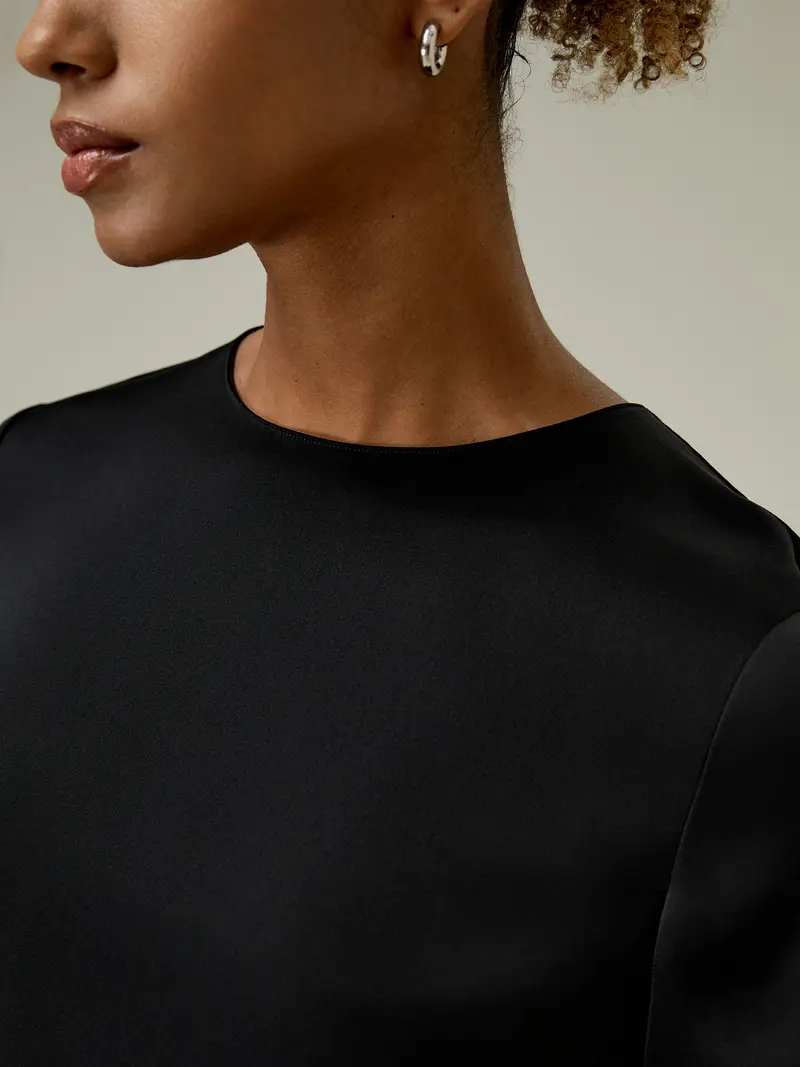 Magliette In Seta Di Facile Manutenzione Di Facile Manutenzione Leggera E Resistente Alle Rughe Raffinatezza Classica Nero