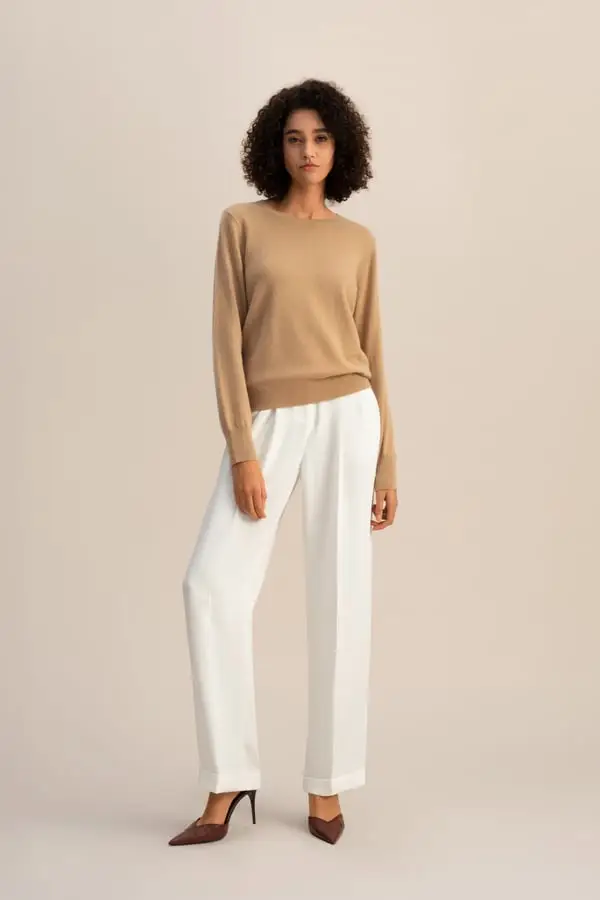 Maglione Girocollo in Baby Cashmere Cammello - Morbido e Caldo