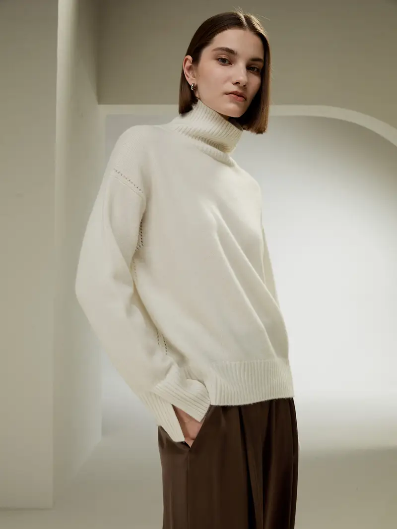 Maglioni Cashmere Bianco Davanti Più Corto, Dietro Più Lungo 100% Cashmere Si Adatta Alla Forma Del Corpo