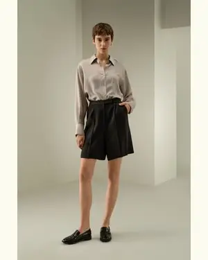 Pantaloncini Femminili Leggero E Traspirante30% Seta E 70% Lana 30% Seta E 70% Lana Elegante Ma Informale Nero