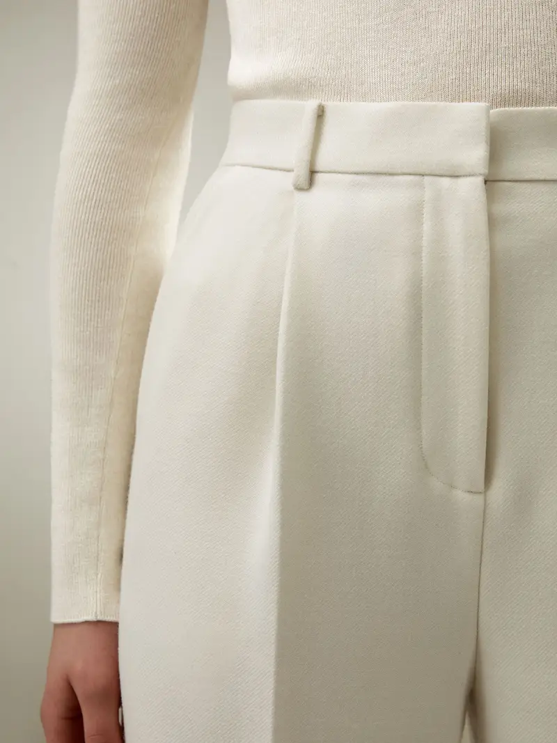 Pantaloni Di Seta Donna Pieghe Frontaliinterno 100% Seta Interno 100% Seta Leggero E Traspirante Stile Aziendale Bianco Naturale