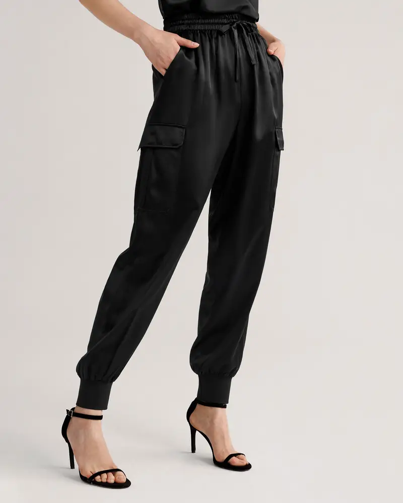 Pantaloni Di Seta Eleganti Nero Ispirato Al Safari, Vestibilità Classica 100% Seta Di Gelso Si Adatta Perfettamente Alla Vita Quotidiana