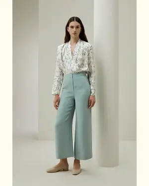Pantaloni Eleganti Stile Casual E Professionalelussuoso Tessuto Di Seta Lussuoso Tessuto Di Seta Moda Pratica E Chic Foschia Marina