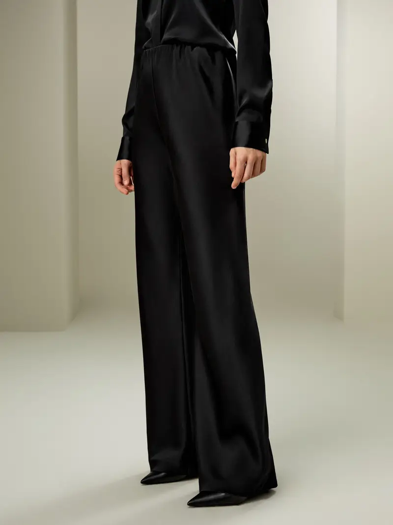 Pantaloni In Seta Donna Elastico In Vitalussuoso Tessuto Di Seta Lussuoso Tessuto Di Seta Disponibile In Nero Piccola