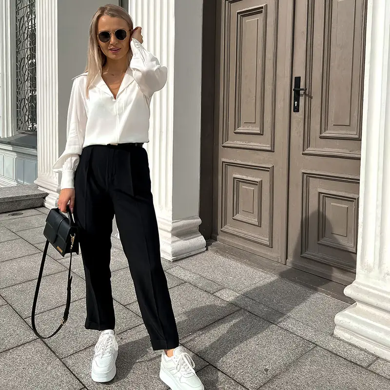 Pantaloni In Seta Donna Nero Design Sofisticato, Chiusura Con Bottoni 100% Seta Naturale Buona Qualità, Lavabile In Lavatrice