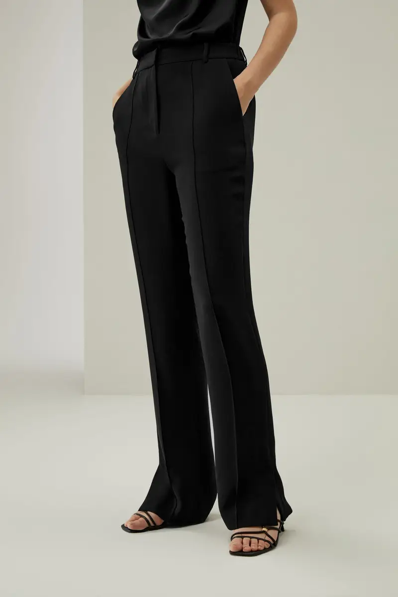 Pantaloni Larghi In Seta Jacquard Di Setassfinitura In Georgette Di Seta Finitura In Georgette Di Seta Gamba Dritta Nero