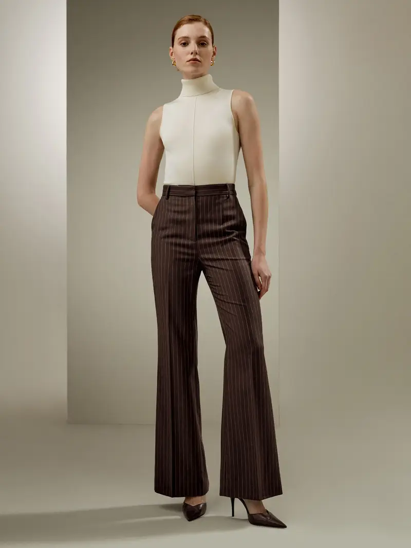 Pantaloni Seta Eleganti Vestibilità Regolare Vestibilità Regolare Disegno Tascabile L'Outfit Imperdibile Della Settimana Caffè Scuro