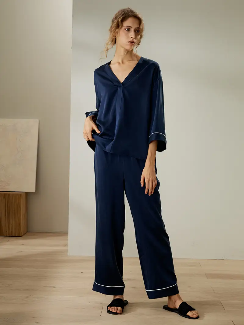 Pigiama Di Seta Donna Blu Scuro 100 Pura Seta Trattiene L'Umidità Semplicità Aiuto Per Il Sonno Vestibilità Ampia