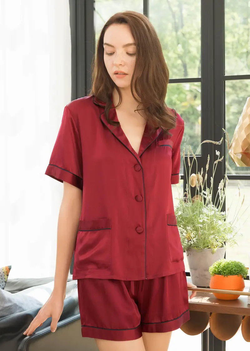 Pigiama Donna Seta Rosso Charmeuse Di Seta Per Le Donne Di Tutte Le Età Lucida Scollo A V Aiuto Per Il Sonno Vestibilità Regolare Violetto Rosso