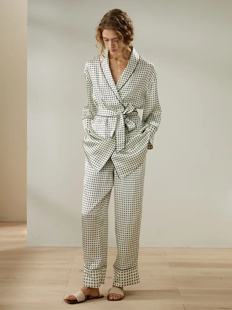 Pigiama Seta Stampa 100% Seta Charmeuse Pacchetto Regalo Lucida Aiuto Per Il Sonno Camera Da Letto, Strada, Ufficio Stampa Grafica