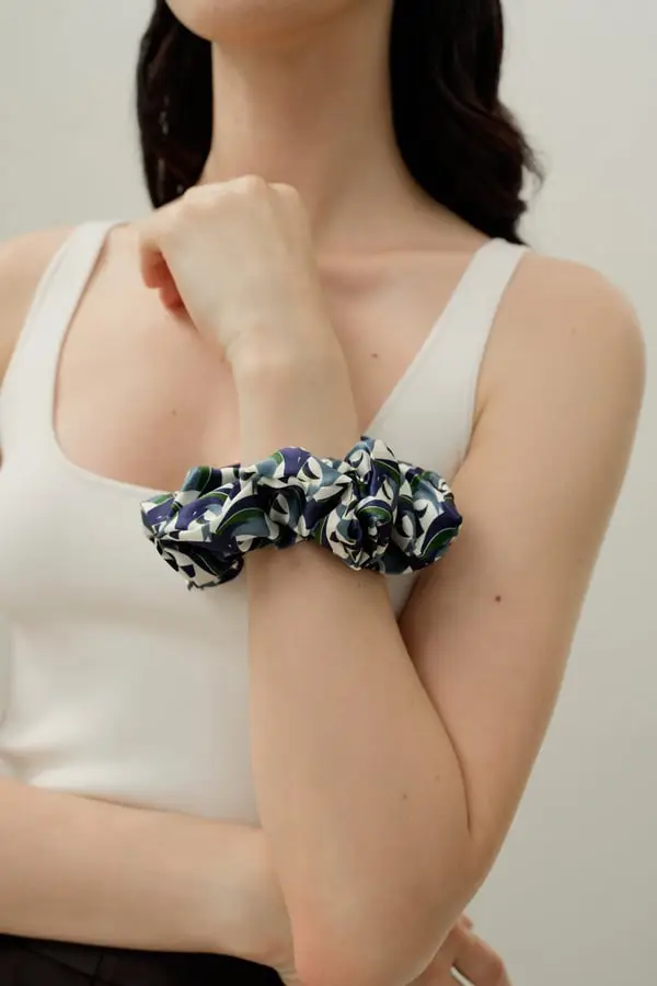 Scrunchie Zodiacale Toro in Seta | Delicato sui Capelli | 4 Misure |