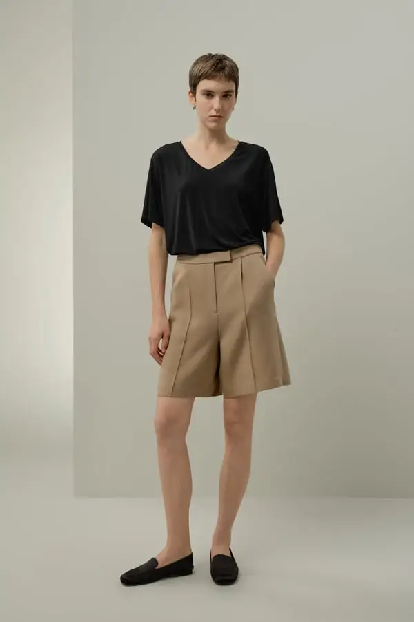 T-shirt Oversize in Seta Breeze Nera - Morbida, Elasticizzata e Traspirante per Tutti i Giorni Nero