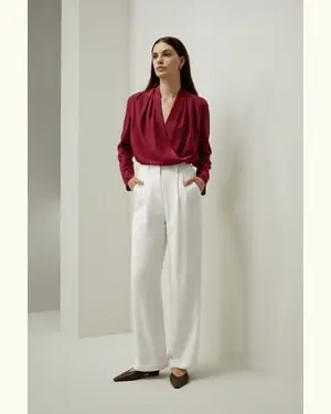 Top Di Seta A Maniche Lunghe Scollatura A V Profonda100% Di Seta 100% Di Seta Adatto A Molteplici Occasioni Rosso Ciliegia