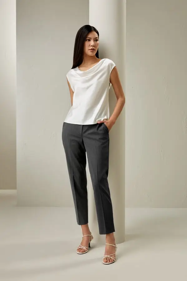 Top Seta Charmeuse Elegante Senza Maniche Bianco Fumo