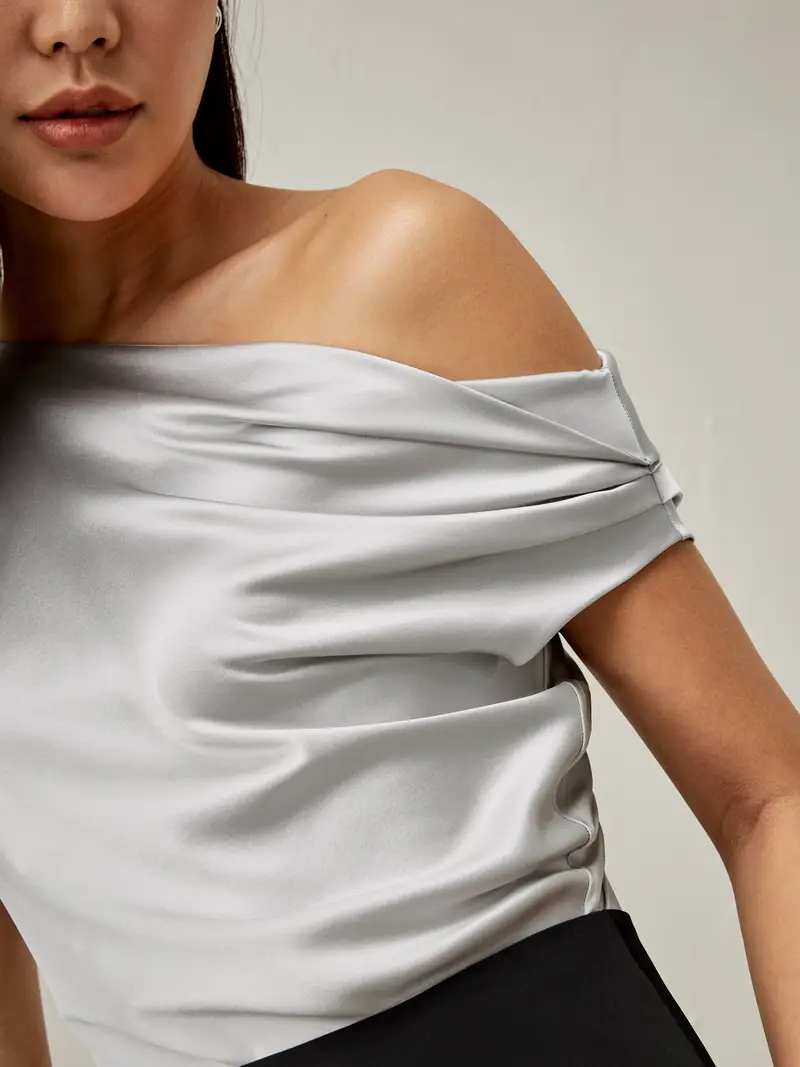 Top Seta Grigio Argento Senza Maniche, Forma Regolare 100% Seta Pura Un Tocco Di Eleganza Nella Vostra Vita