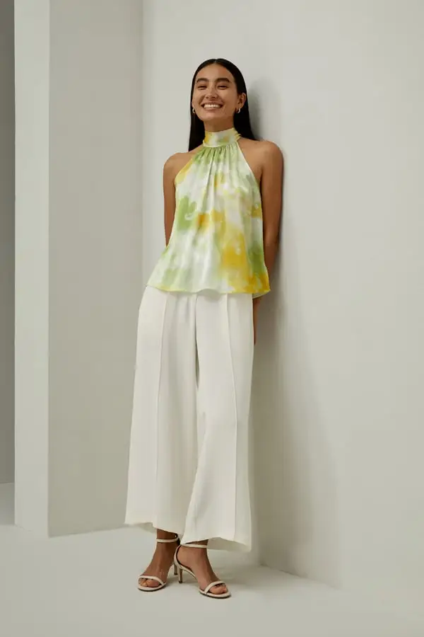 Top Seta Stampata Summer-Visions Collo Halter, Elegante e Fresca Visioni estive