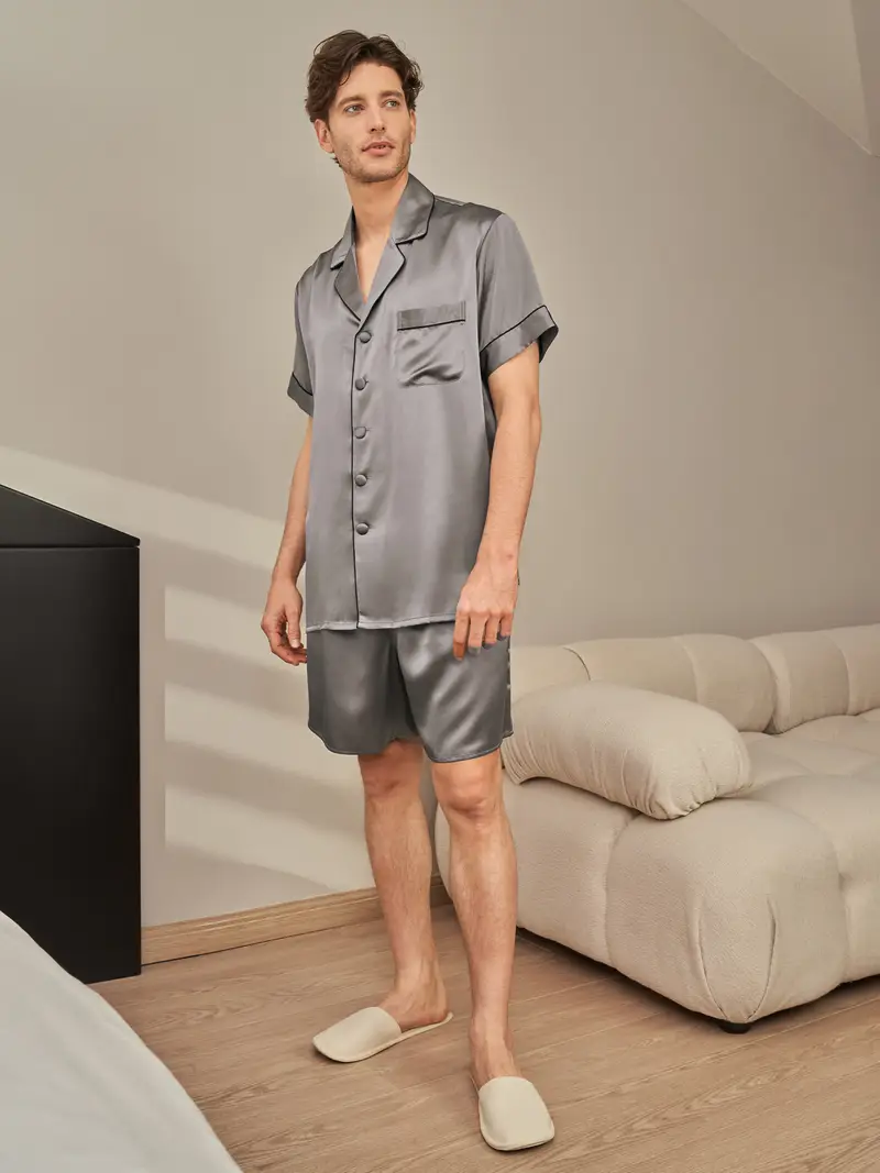 Uomini Pigiama Di Seta Grigio Scuro 100% Seta Naturale Grande Qualità Trattiene L'Umidità Maniche Corte Pantaloncini Abbinati