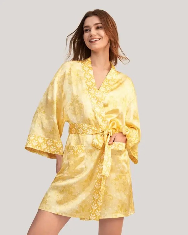 Vestaglia In Seta Vestaglia Kimono In Raso Di Seta Con Giglio Dorato Gold-Lily-Print Italia Stampa giglio d'oro
