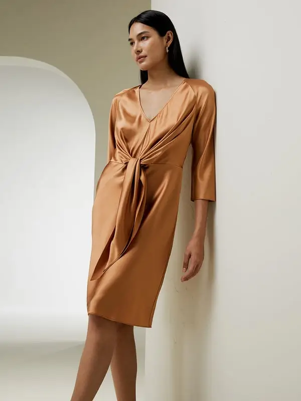 Vestiti In Seta Eleganti Caramello Fiocco Simulato Sul Davanti 100% Seta Pura Buon Valore, Rispettoso Della Pelle