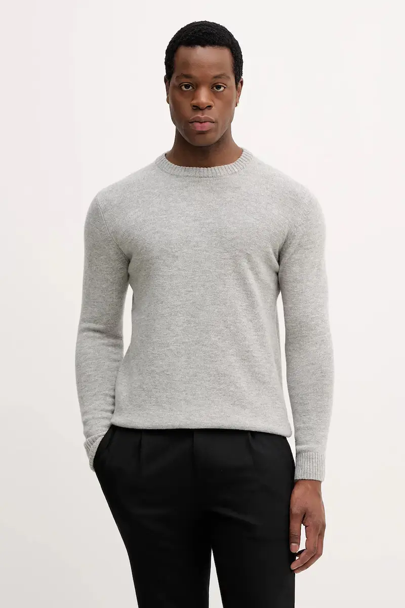 maglione con lana colore grigio 30.800220