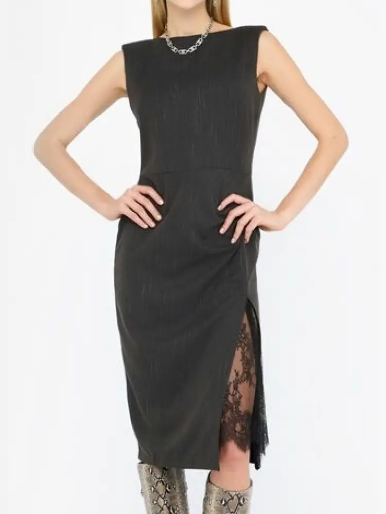 abito midi nero spacco laterale con inserto in pizzo