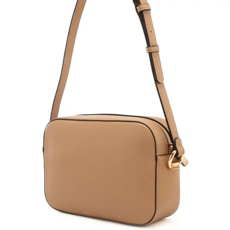 borsa camera case da donna con logo lettering in metallo sul davanti cammello miniatura 2