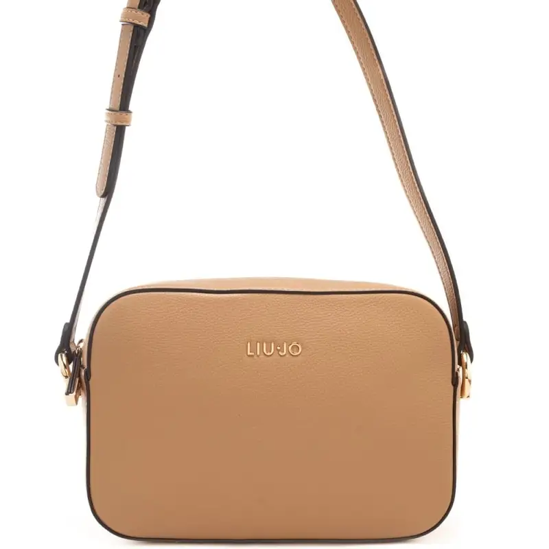 borsa camera case da donna con logo lettering in metallo sul davanti cammello