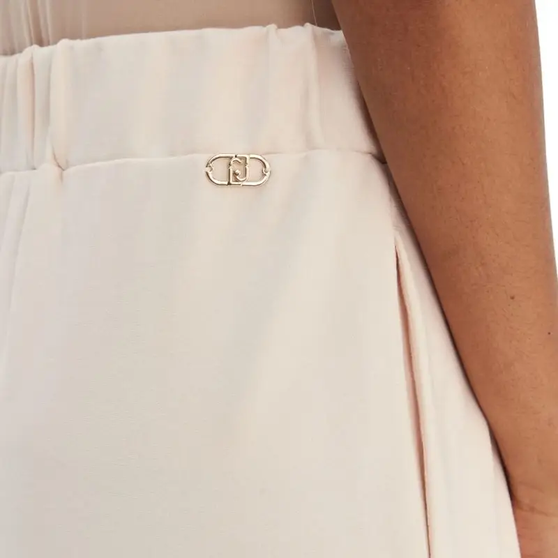 pantaloni da donna in jersey punto milano con dettaglio catena sul davanti champagne miniatura 3