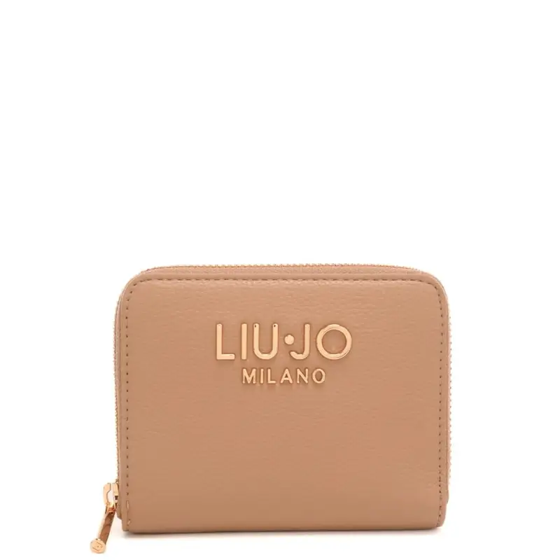 portafoglio piccolo da donna con logo lettering in metallo sul davanti cammello