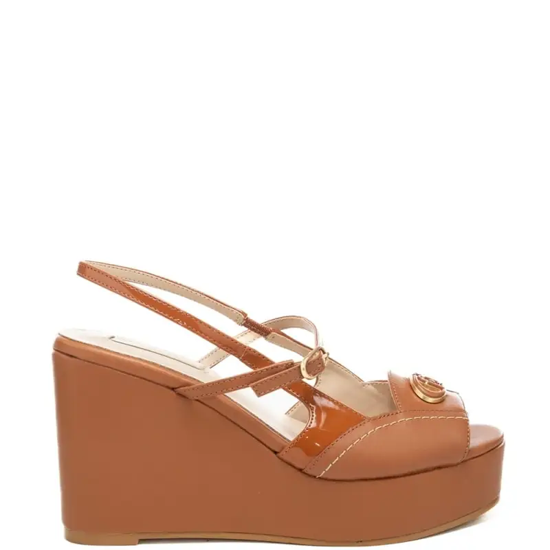 scarpe alte da donna kandy 02 con logo monogram in metallo sulla parte frontale marrone