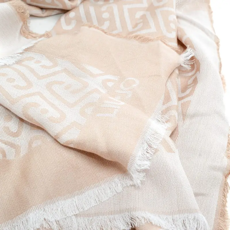 stola da donna in viscosa con logo monogram all over sabbia miniatura 2