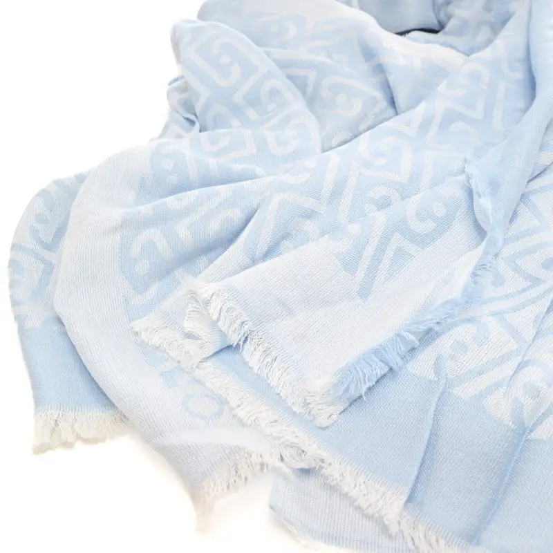 stola da donna in viscosa con logo monogram all over soft light blue miniatura 2