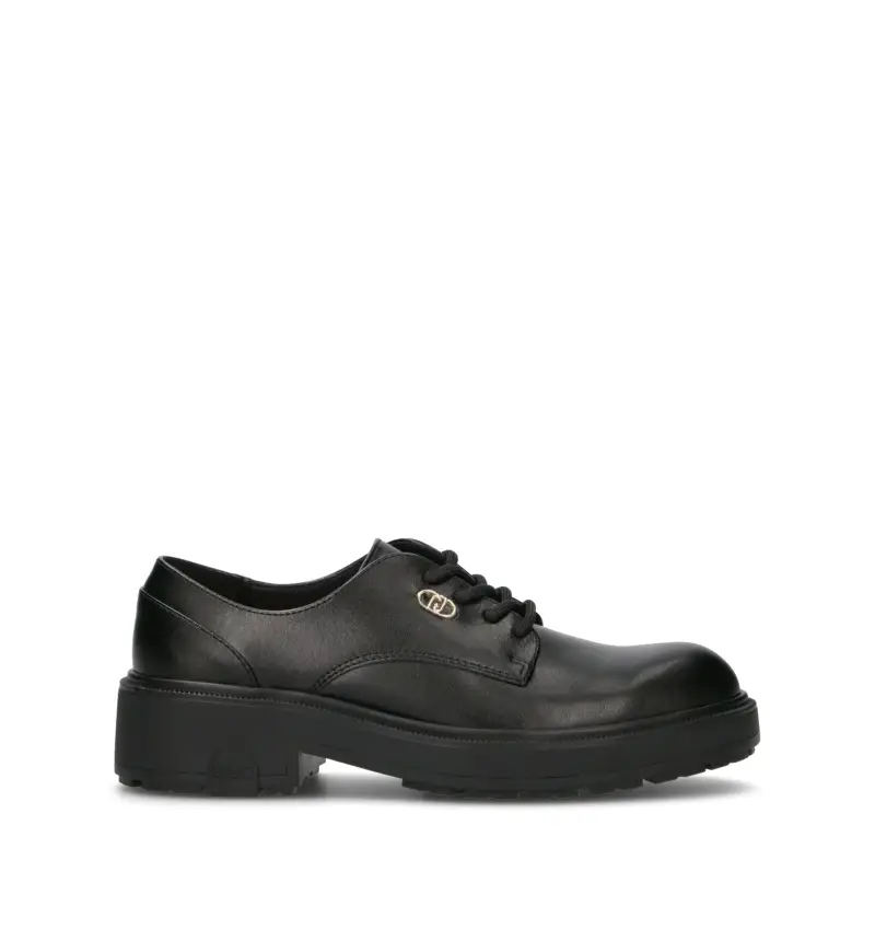 Stringata donna nera in pelle Vario