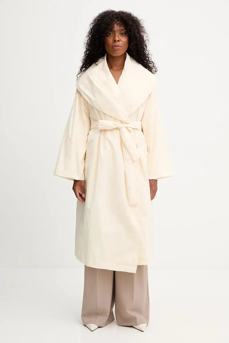 cappotto colore beige F5WW44