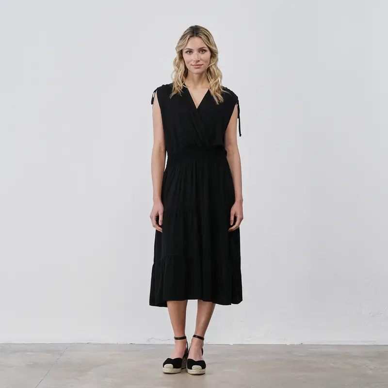 Abito midi nero da donna con coulisse sulle spalle