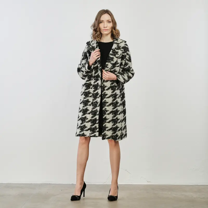 Cappotto bianco e nero pied de poule