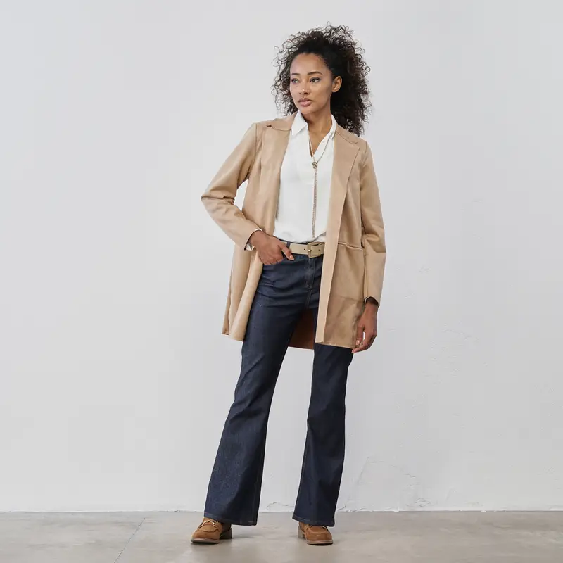 Cappotto leggero beige da donna con tasche