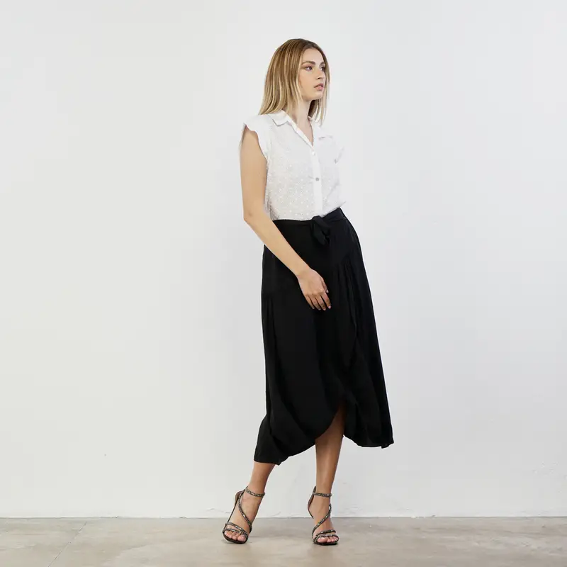 Gonna midi nera con spacco e fusciacca