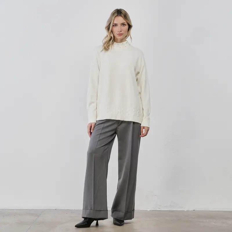 Pantaloni lunghi grigi ampi da donna con risvolto