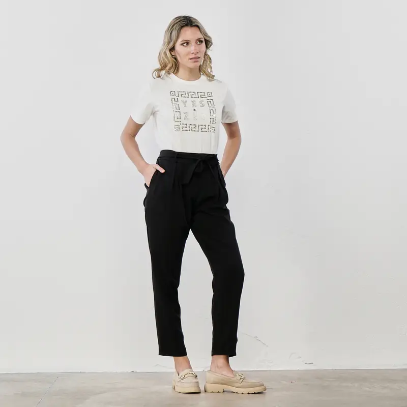 Pantaloni lunghi neri con fusciacca in vita