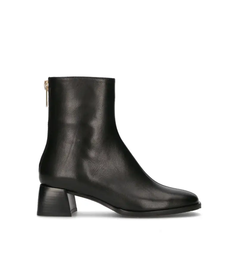 Tronchetto donna nero in pelle Vario