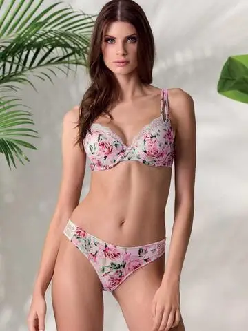 Coordinato con balconcino imbottito twin-bra e slip con pizzo Lormar Look 052799